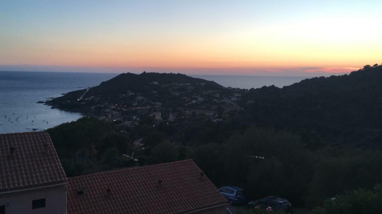 Panoramic Seaview Studio Tiuccia Casaglione المظهر الخارجي الصورة
